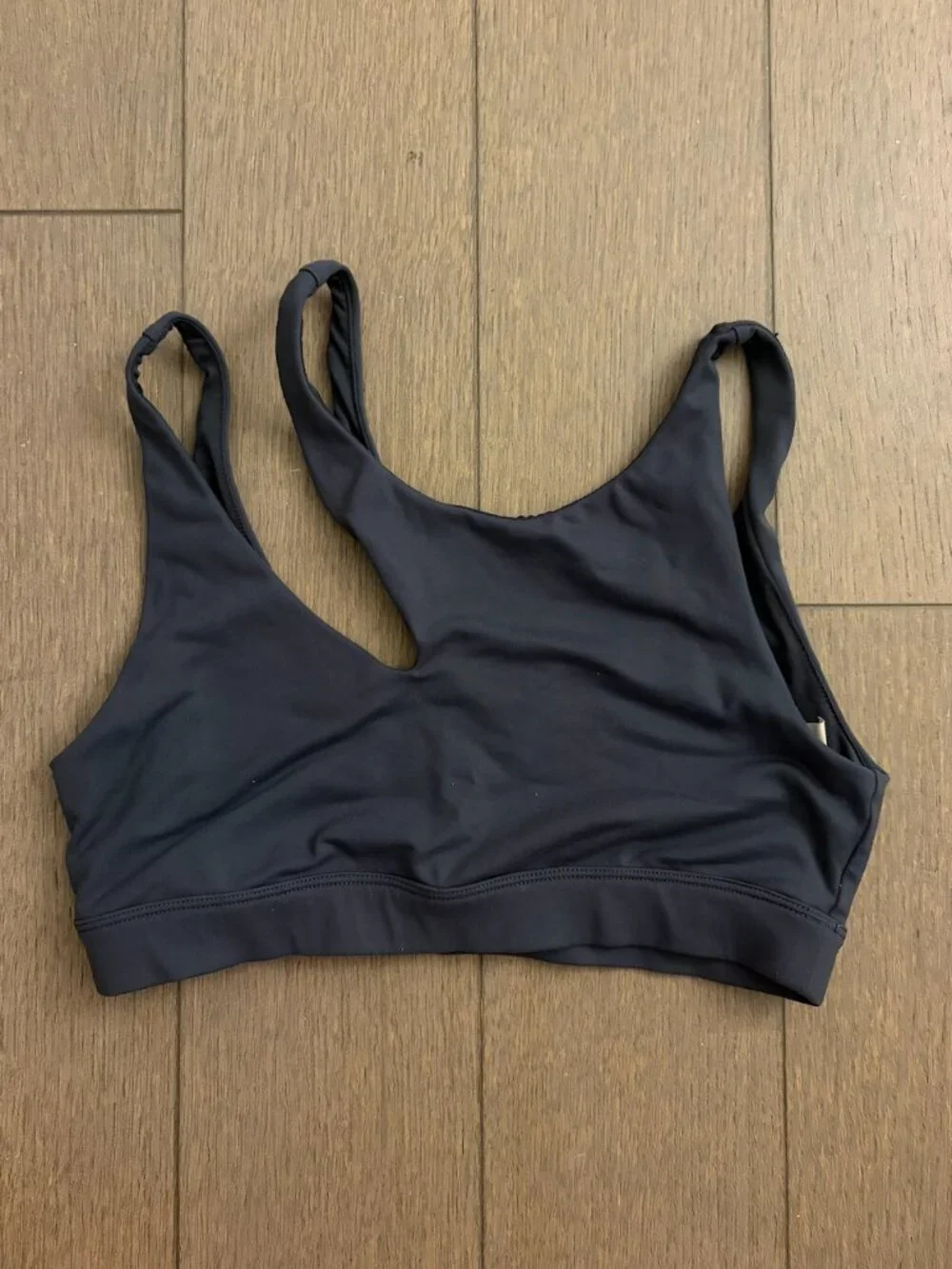 Alo Yoga Peak Cutout Sports Bra